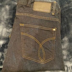 Calvin Klein Men’s Slim Straight Jeans